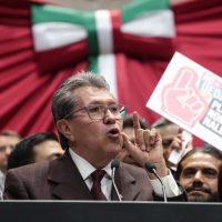 “Plan B” podría llegar a San Lázaro sin el cambio a la consulta de revocación de mandato: Monreal