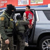 Piden a Sheinbaum rechazar la reactivación en EU del programa “Quédate en México”