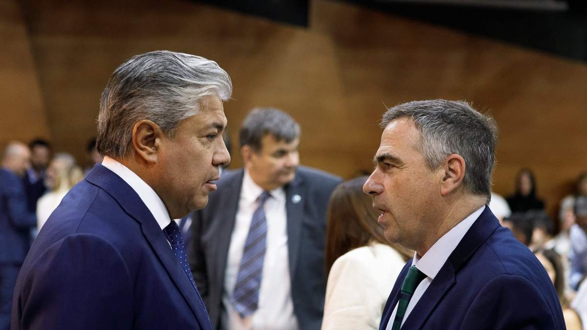 El gobernador Rolando Figueroa y el presidente del TSJ, Gustavo Mazieres. Fuente: (Emiliano Ortiz)