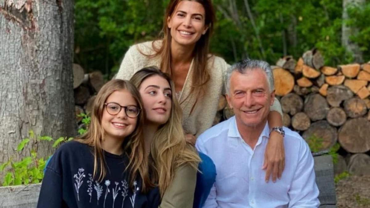 Antonia Macri y su familia. Fuente: (Instagram)