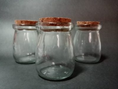 Con 1 frasco de vidrio: creá este hermoso portavelas súper delicado y con estilo vintage