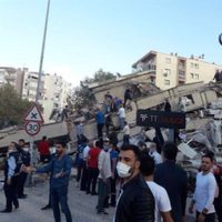 Suman 27 muertos y 831 heridos por el sismo en Turquía y Grecia