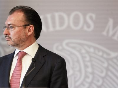 Videgaray, responsable de dirigir la red de desvíos para campañas del PRI y Meade: Robles