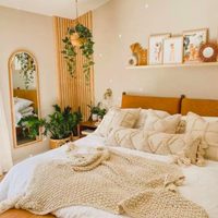 Decoración de dormitorios: cinco alternativas al cabecero tradicional que transforman la pared principal con estilo
