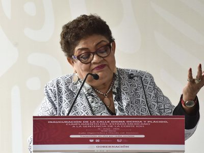 FGR de Ernestina Godoy niega información sobre 15 millones de litros de huachicol confiscado