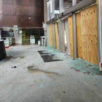 UNAM condena actos de destrucción en el CCU Tlatelolco durante marcha por el 2 de octubre