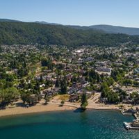 Asociación Hotelera Gastronómica de San Martín de los Andes: la ciudad “solo crece,no se desarrolla"