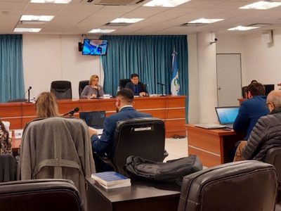 Estafa con planes sociales: embargaron casas, vehículos y cuentas bancarias de los imputados
