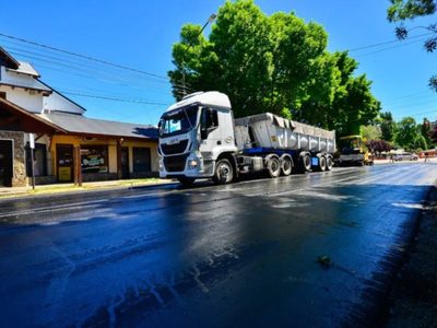 La provincia confirmó el llamado a licitación para asfaltar 74 cuadras en Junín de los Andes