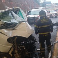 Choque en la Supervía Poniente deja tres muertos y un herido