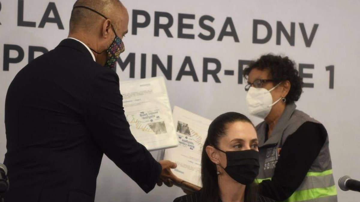 Claudia Sheinbaum, durante la entrega del primer dictamen preliminar del peritaje sobre el colapso en el Metro