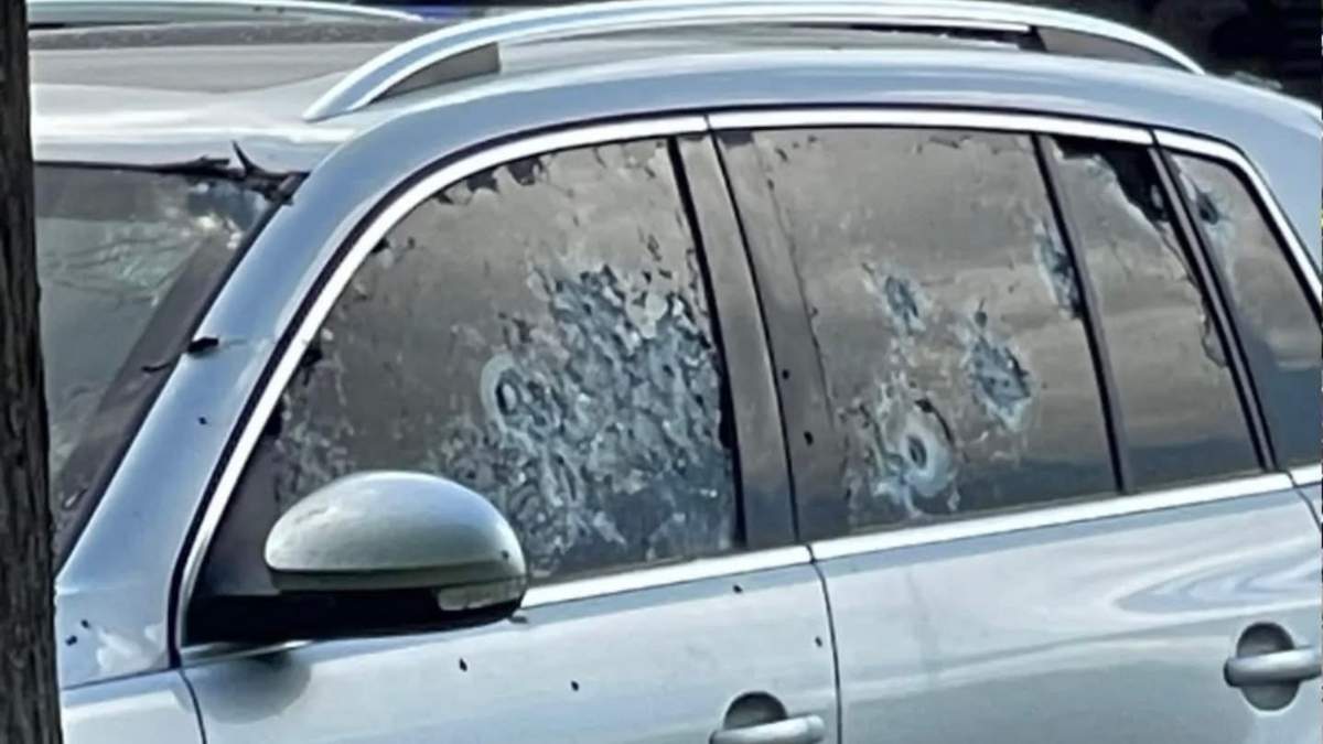 La camioneta blindada en la que viajaba el comandante Nitro