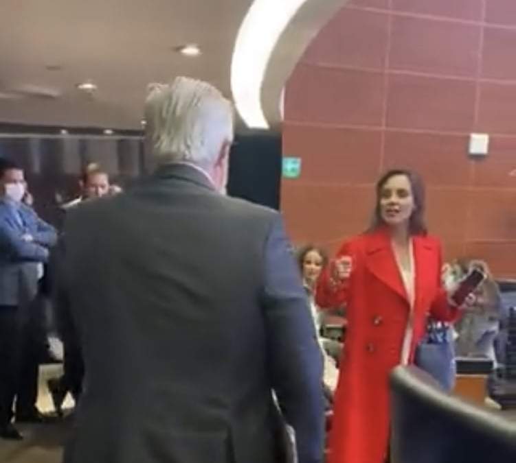 La legisladora panista enfrenta al senador de Morena