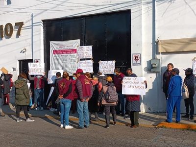 Servidores de la nación toman oficinas de la Secretaría del Bienestar en Toluca; acusan corrupción