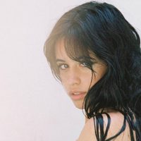 ¡La mejor de la noche! Camila Cabello delumbró en los Grammy con impresionante atuendo