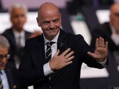 Infantino planea reformar el fútbol a raíz del coronavirus