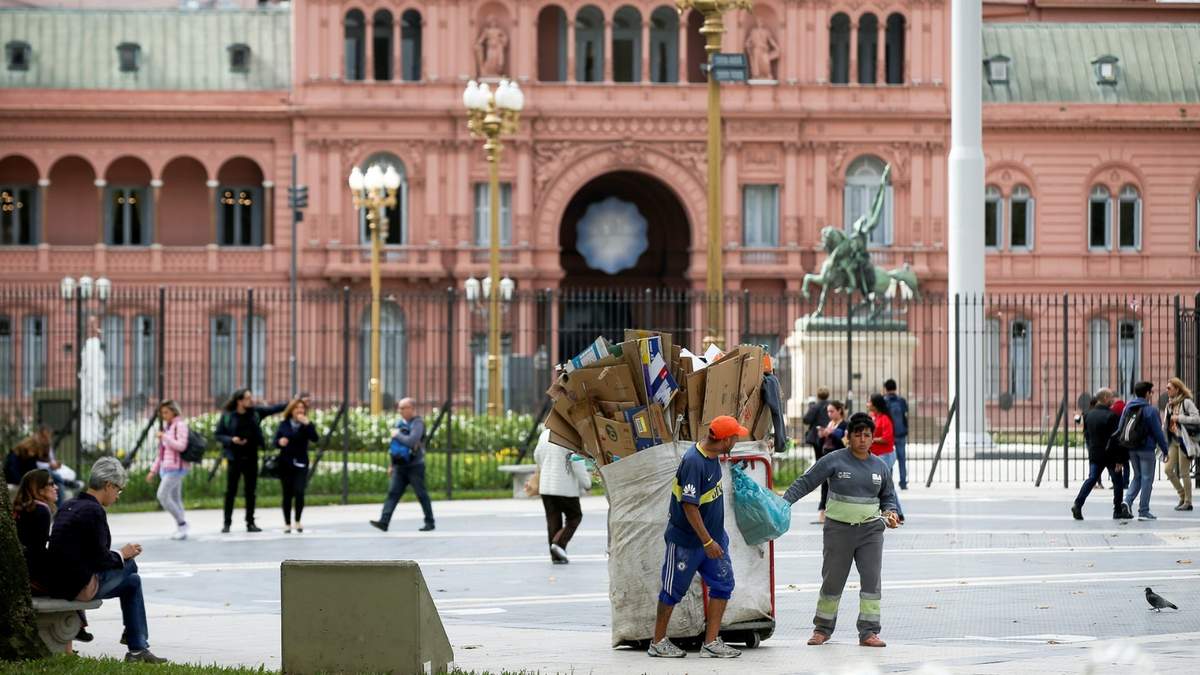 Para el diario vivir en la pobreza es por elección. Fuente: (Twitter)