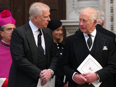 Detienen a Andrew Mountbatten-Windsor, hermano del rey Carlos, por vínculos con el pederasta Epstein