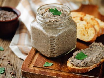 Paté de hongos: dale un toque a tus picadas con esta receta fácil y tentadora con la que vas a quedar de 10