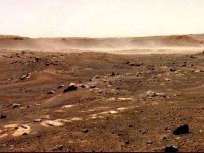 Primer video de viento levantando una enorme nube de polvo en Marte