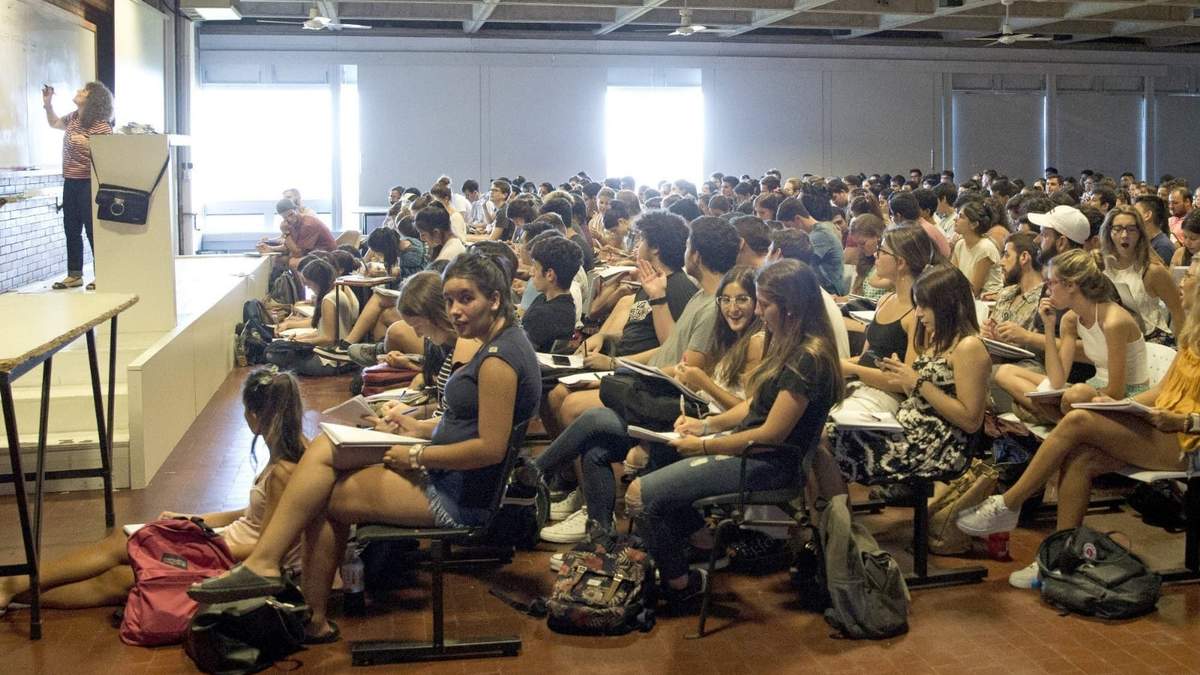 Facultad de Filosofía y Letras de la UBA. Fuente: (Twitter)