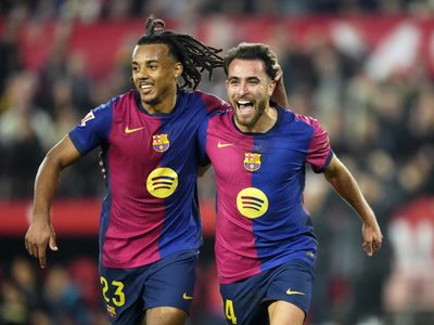 Barcelona gana 4-1 al Sevilla y se acerca a sus rivales madrileños en LaLiga