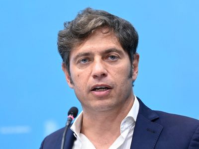 Axel Kicillof arremetió contra Milei por los despidos estatales
