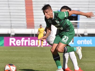 Gol en un clásico y festejo a lo CR7: el renacer futbolístico de Ricardo Centurión en Bolivia