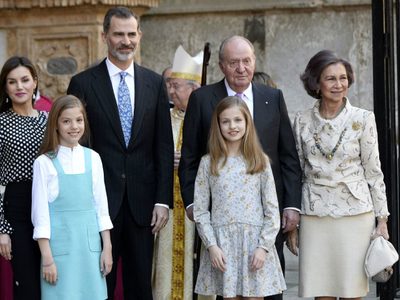 Pasó lo peor: fue internado de urgencia y respira la familia del Rey Felipe