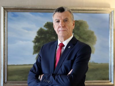 Un empresario justificó el cierre de algunas industrias