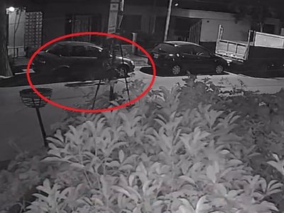 Video: así roban cubiertas a dos cuadras de una comisaría en Godoy Cruz