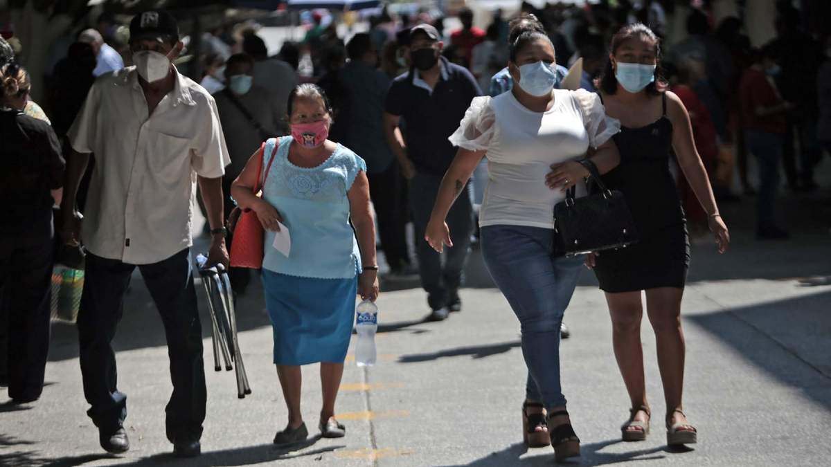 El número de casos confirmados totales es de 4 millones 930 mil 69