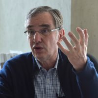 Hay rasgos de autoritarismo en el presidente, afirma José Woldenberg