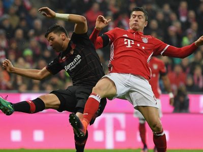 El Bayern Munich choca con el Leverkusen para quedar a un paso del título