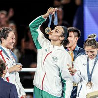 Imane Khelif, boxeadora argelina, gana medalla de oro en París 2024