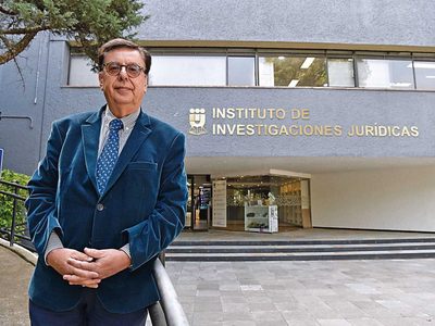 El dilema de Jaime Cárdenas en el Indep: Renunciar u obedecer al presidente y violar la ley