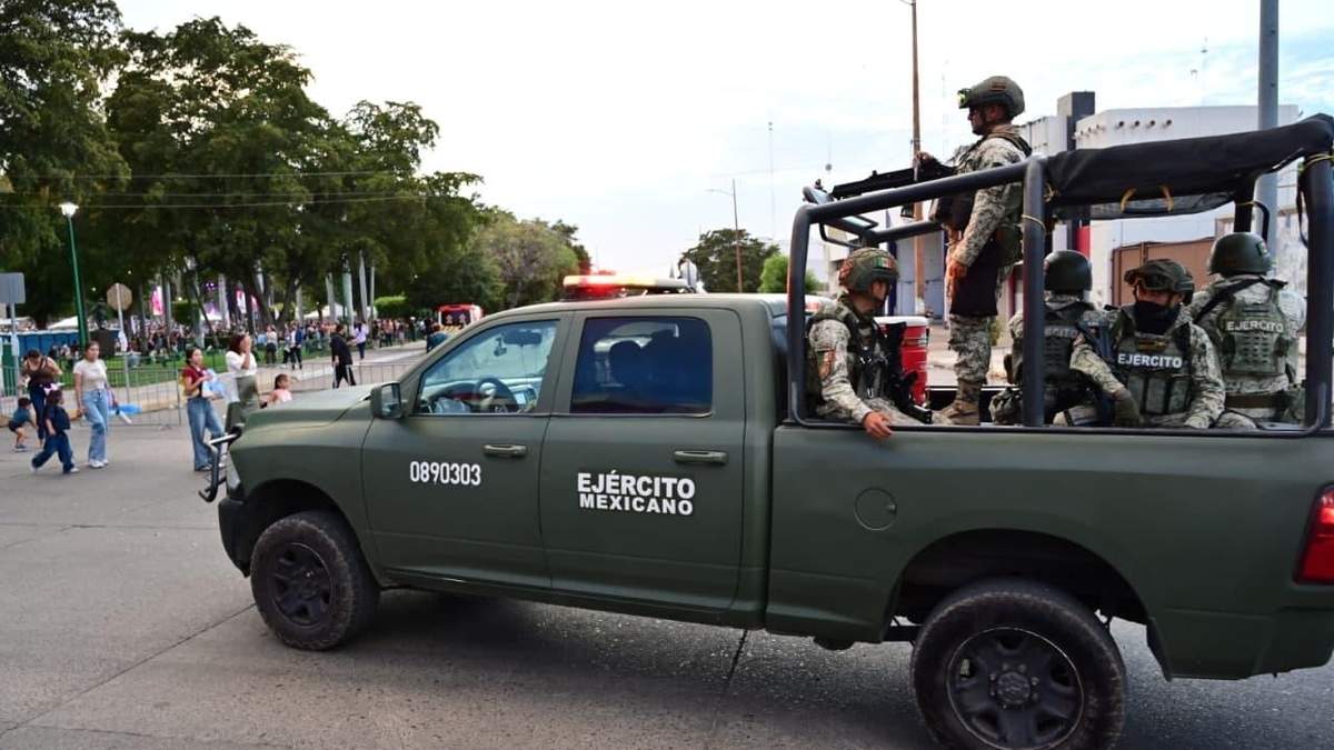 Elementos del Ejército patrullas Sinaloa