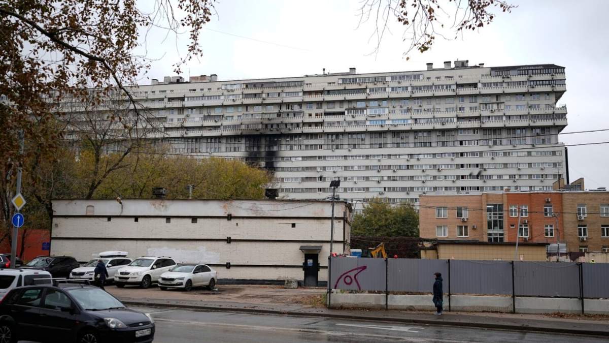El edificio Dom Korabl en Moscú, donde estalló un incendio el 10 de octubre del 2024
