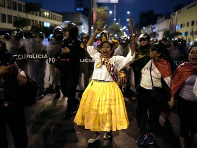 Protestan en casi un tercio de Perú para exigir renuncia de presidenta y legisladores