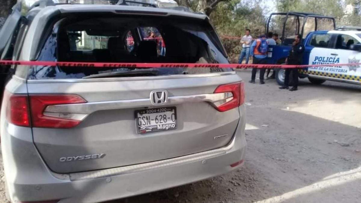 La camioneta en la que escaparon los cinco presuntos sicarios