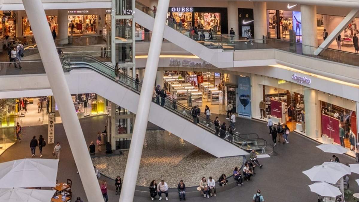 El centro comercial Reforma 222
