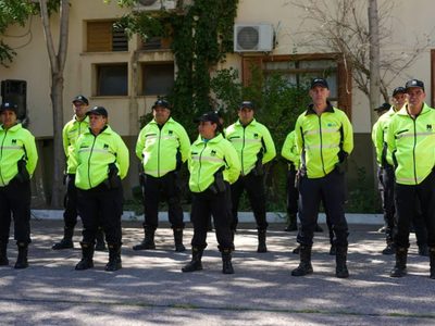 Los preventores de Ciudad ya patrullan con armas taser