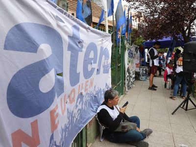 Se acerca el inicio de clases y no hay acuerdo salarial entre docentes y el gobierno de Neuquén