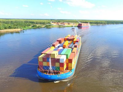 Piden la concesión de la hidrovía del Paraná para garantizar el control estatal de exportaciones