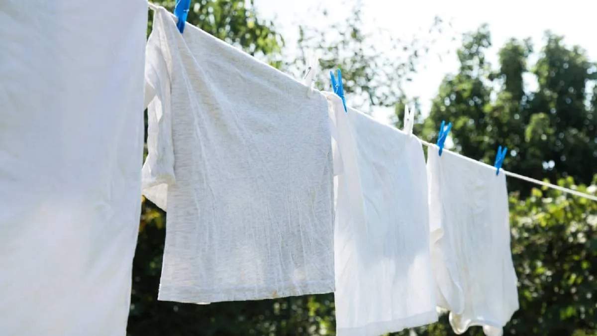 Manchas en la ropa. Fuente: (Instagram)