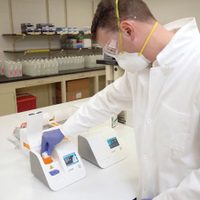 ¡Gran hallazgo! Crearon un kit que detecta al coronavirus en cinco minutos