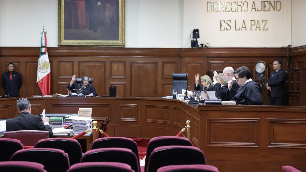 Sesión en la Suprema Corte de Justicia de la Nación