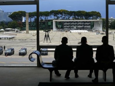 Almagro califica de "fascistas" los ataques en Brasil