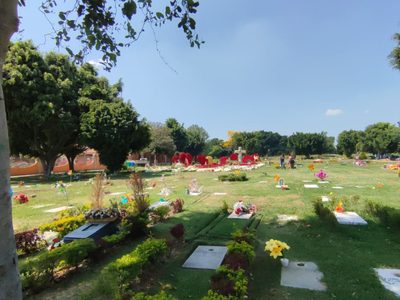 Tras la música de banda, el "Mencho" quedó sepultado en el silencio del panteón de Zapopan (Video)