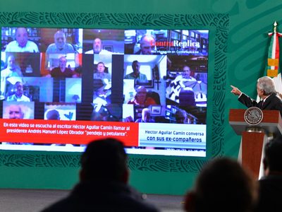 AMLO exhibe video en el que Aguilar Camín lo llama "pendejo" y "petulante"